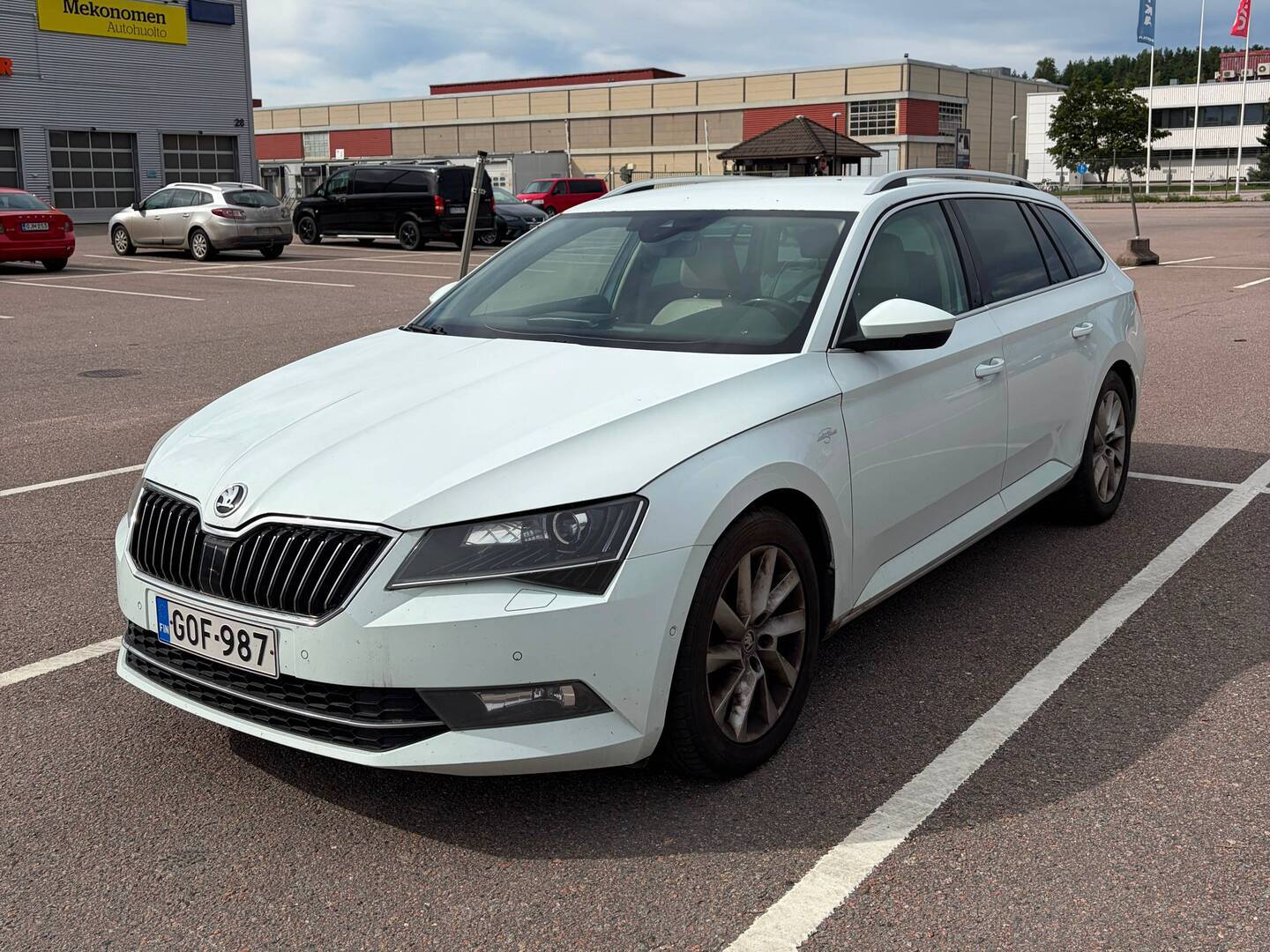 SKODA Superb 2016