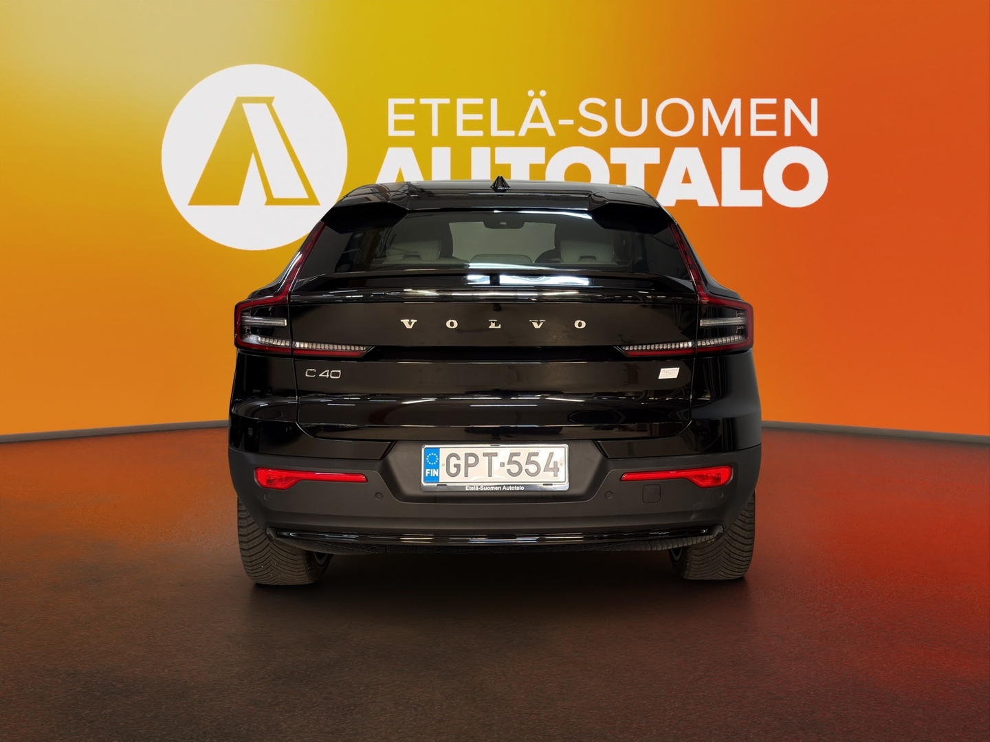 VOLVO C40 12