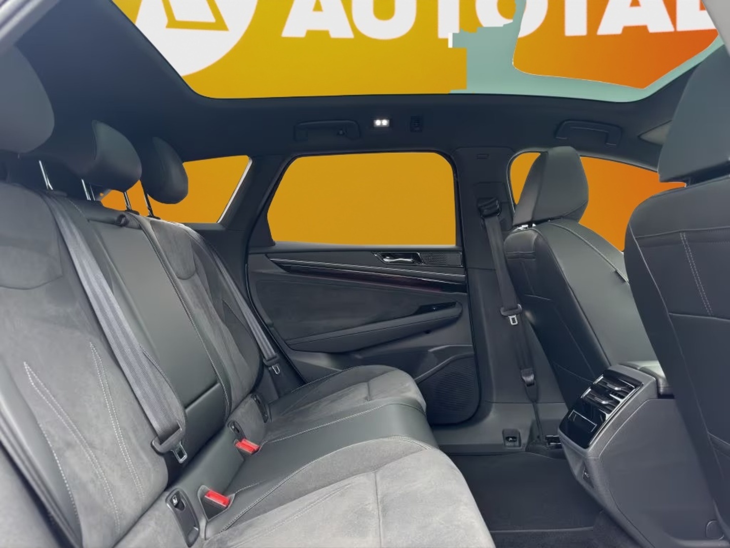 VOLKSWAGEN ID.7 2025