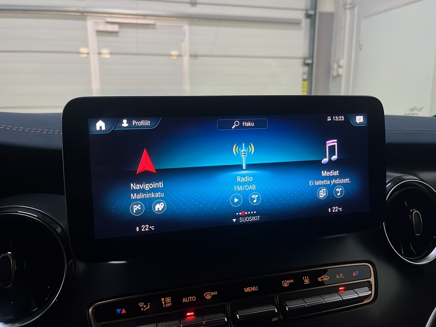 MERCEDES-BENZ EQV 2022