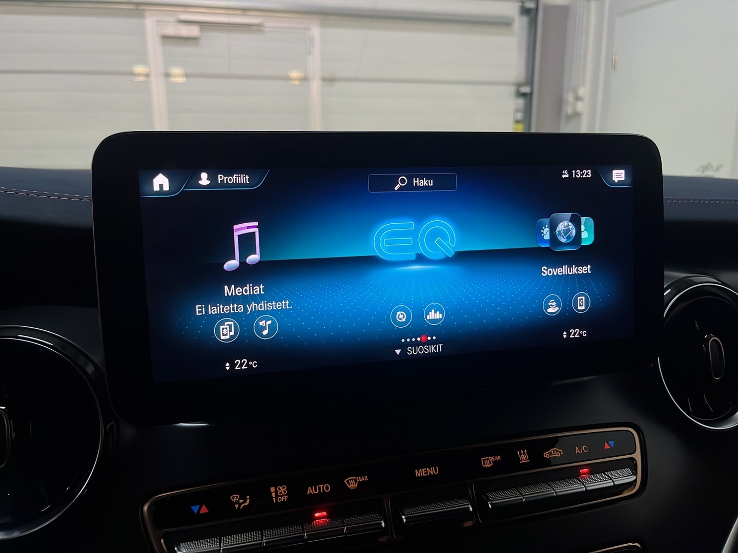 MERCEDES-BENZ EQV 2022