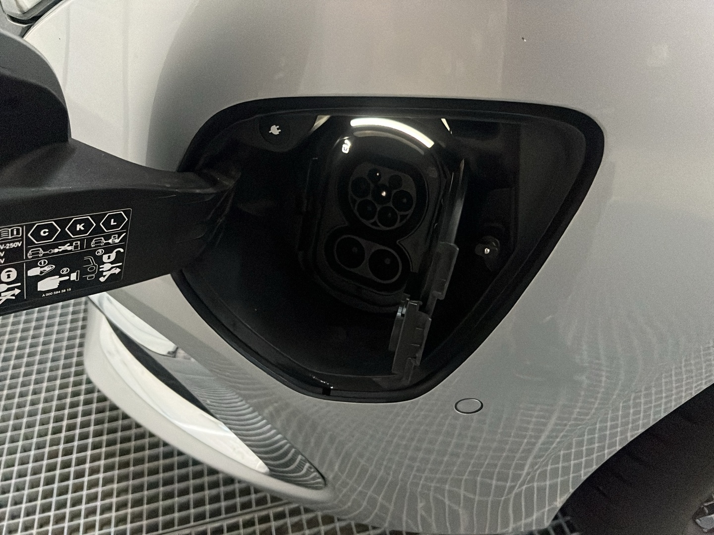 MERCEDES-BENZ EQV 2022