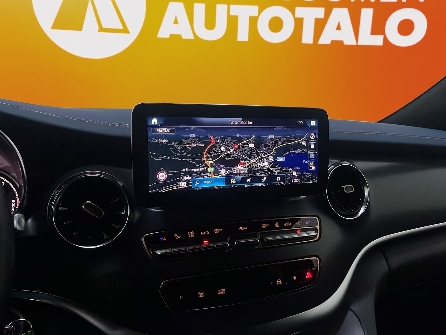 MERCEDES-BENZ EQV 2022