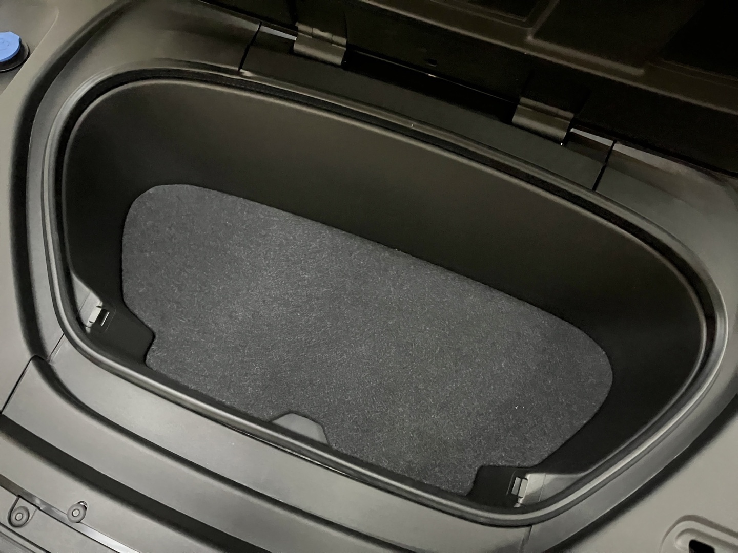 VOLVO XC40 2024