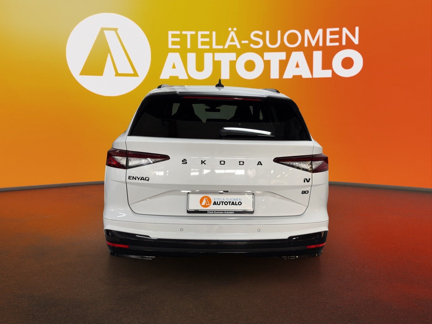 SKODA Enyaq 2023