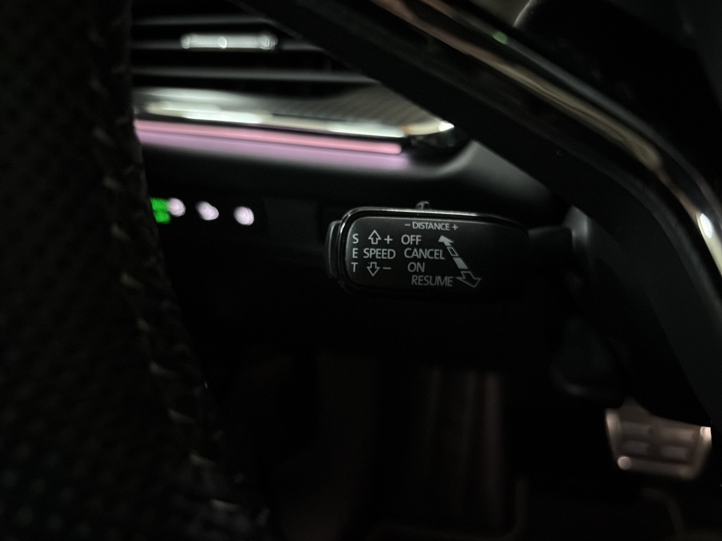 SKODA Enyaq 2023