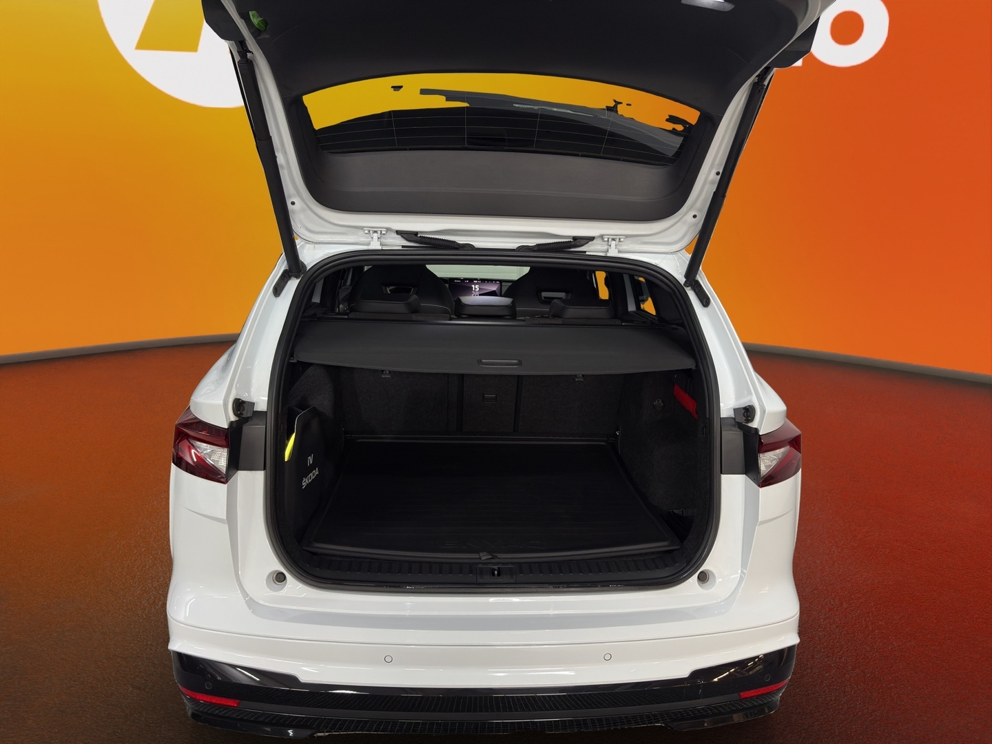 SKODA Enyaq 2023
