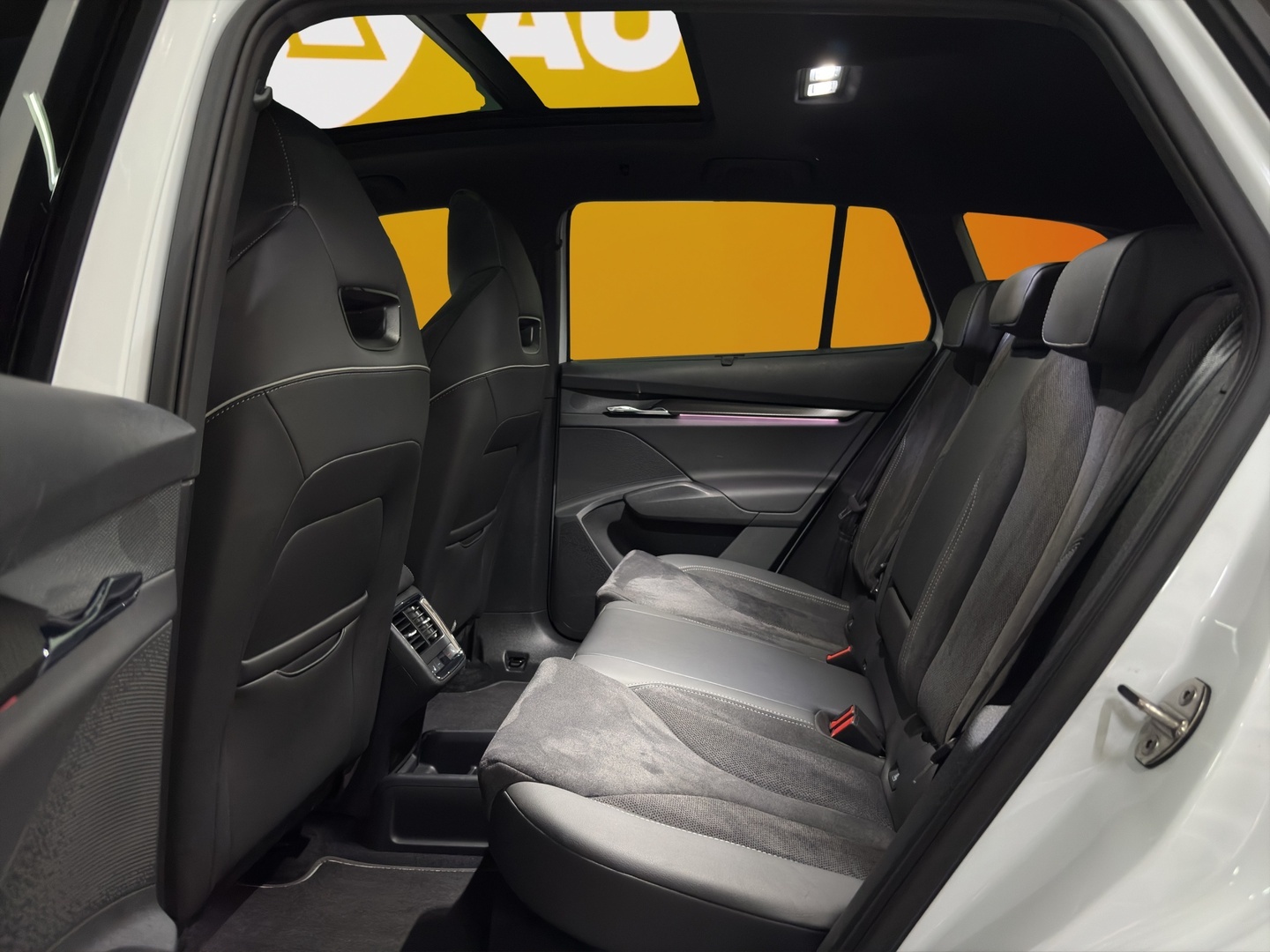SKODA Enyaq 2023