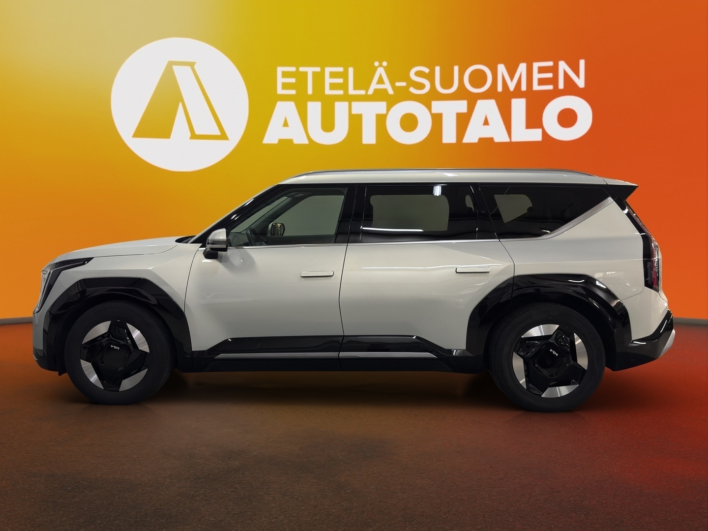 KIA EV9 11