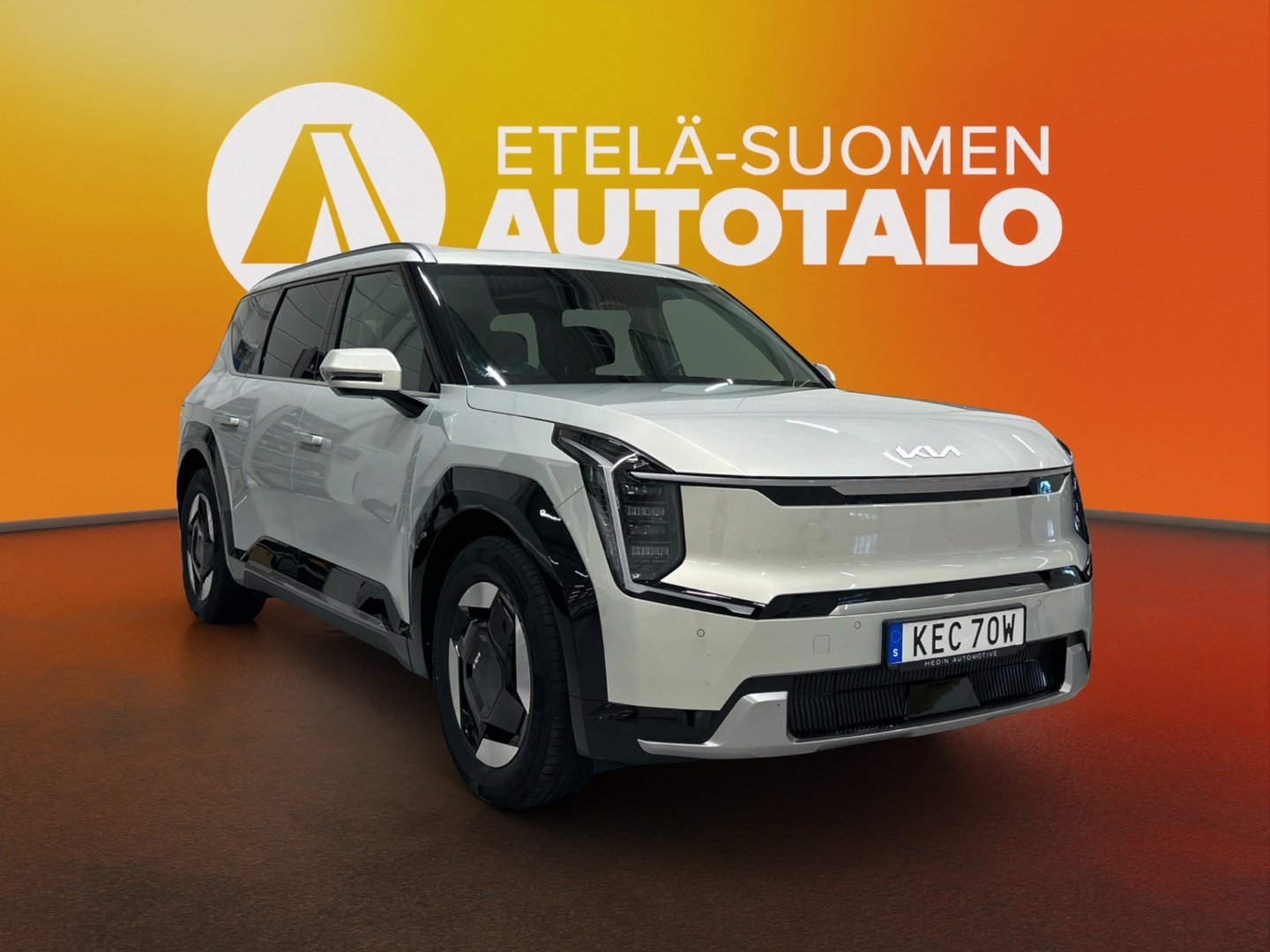 KIA EV9 4
