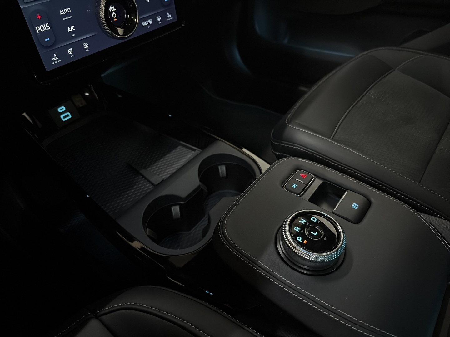FORD Mustang Mach-E 2023