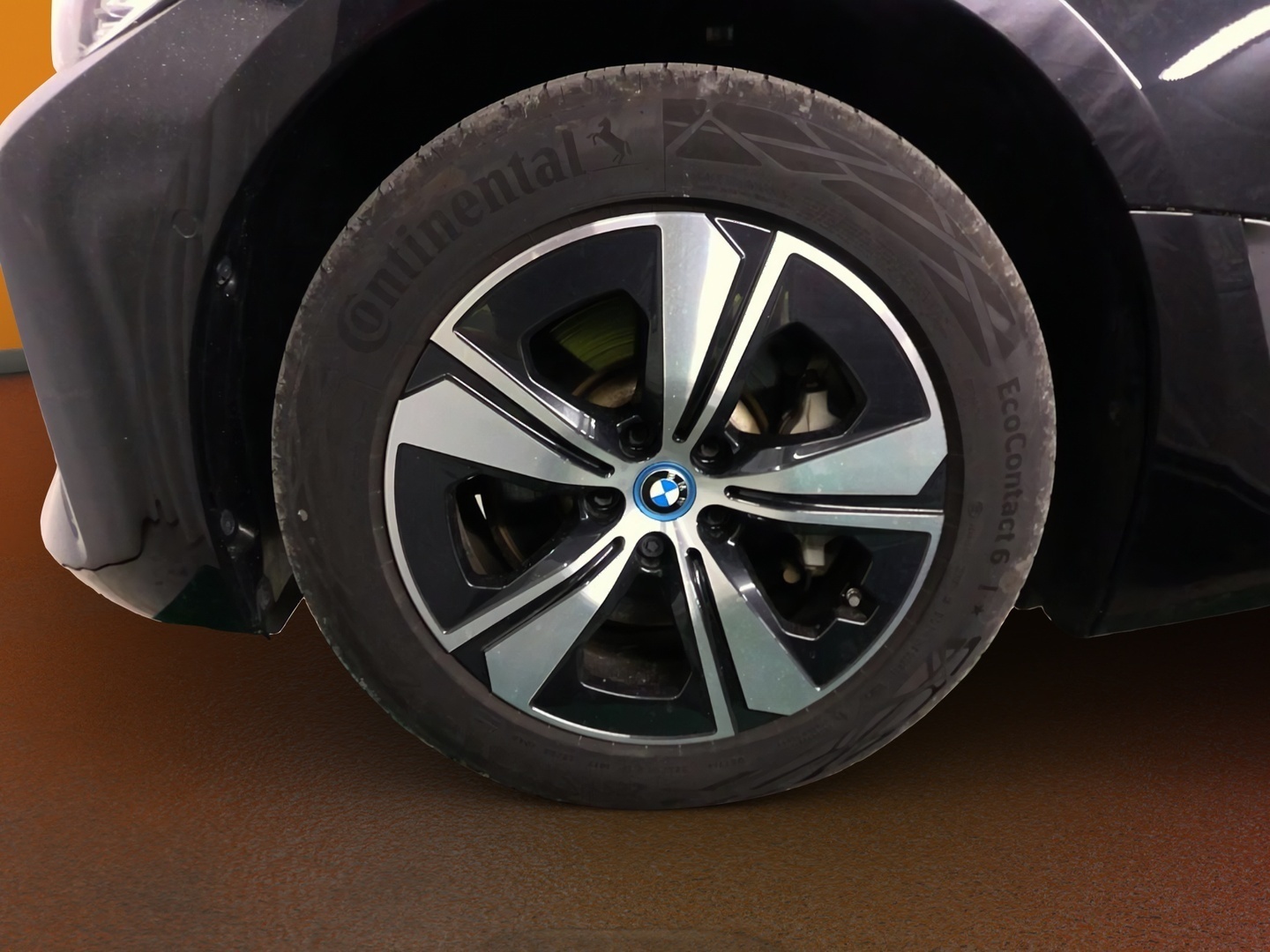 BMW i4 2023