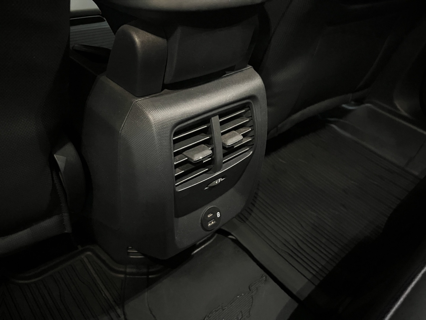 FORD Mustang Mach-E 2022
