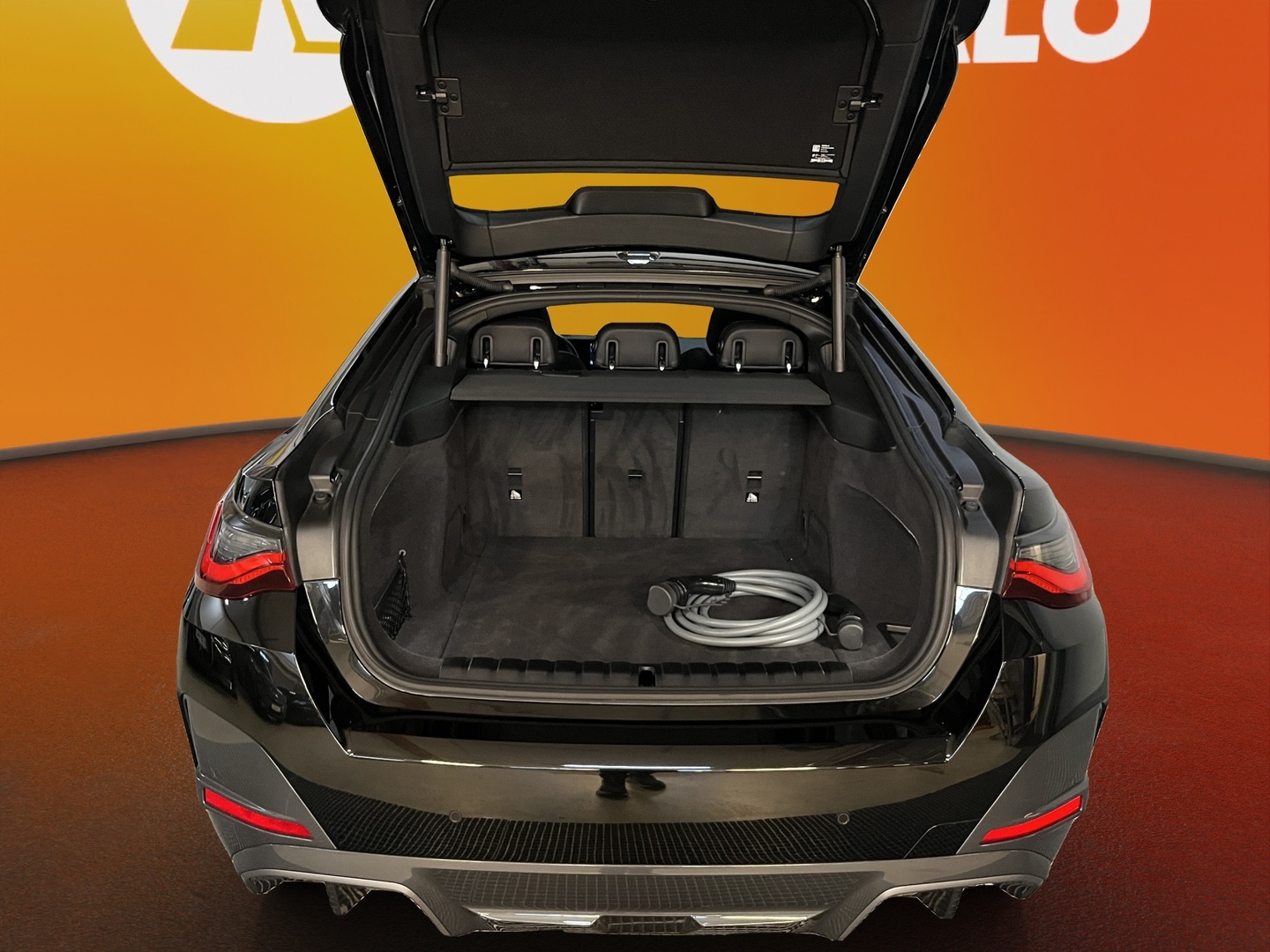 BMW i4 2023