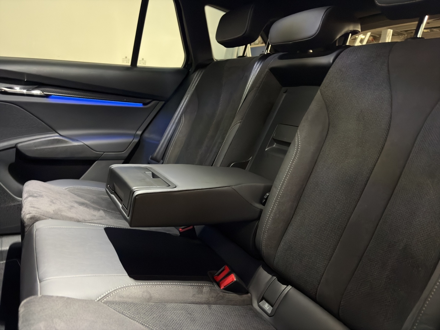 SKODA Enyaq 2023