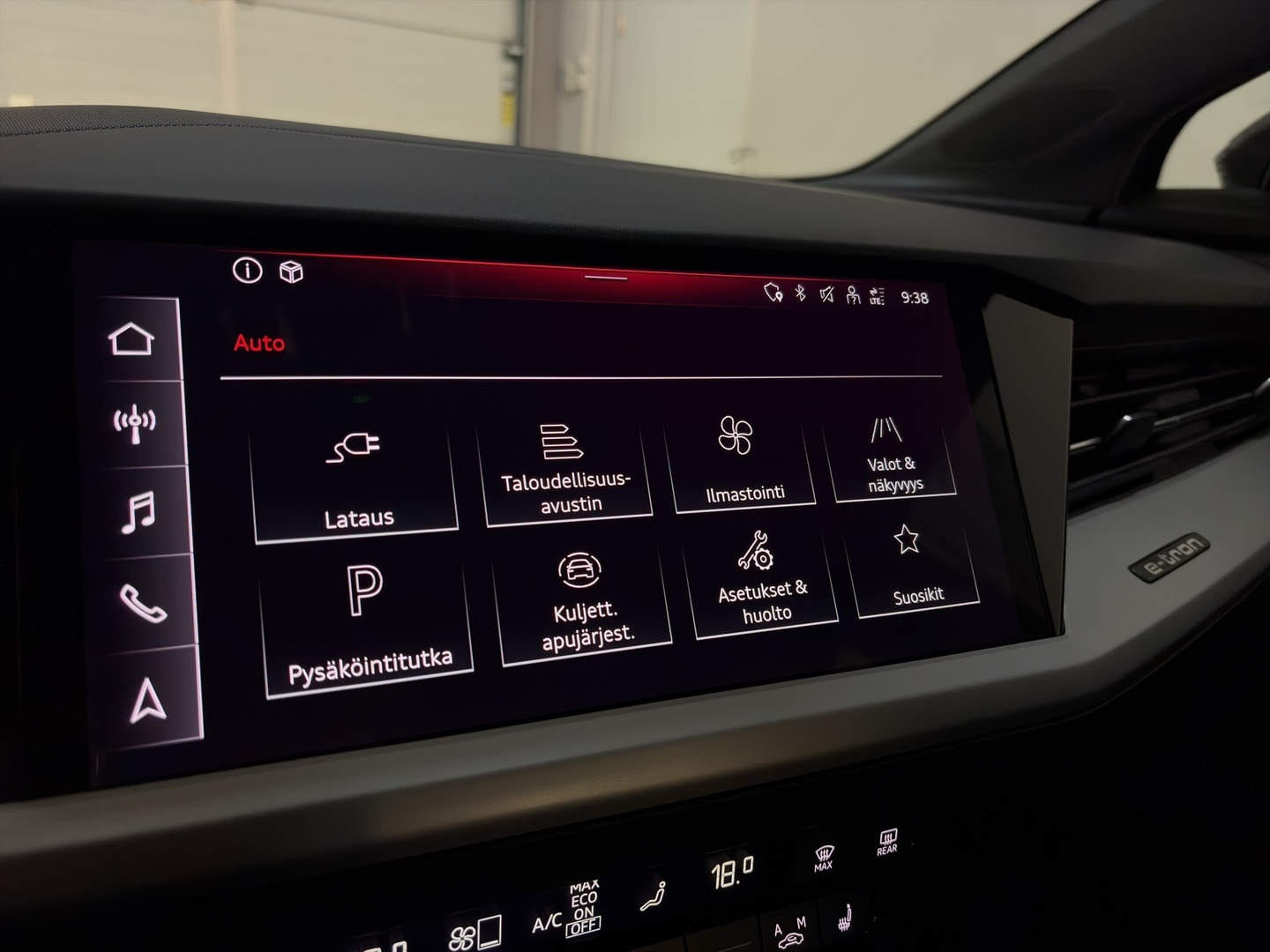 AUDI Q4 e-tron 2023