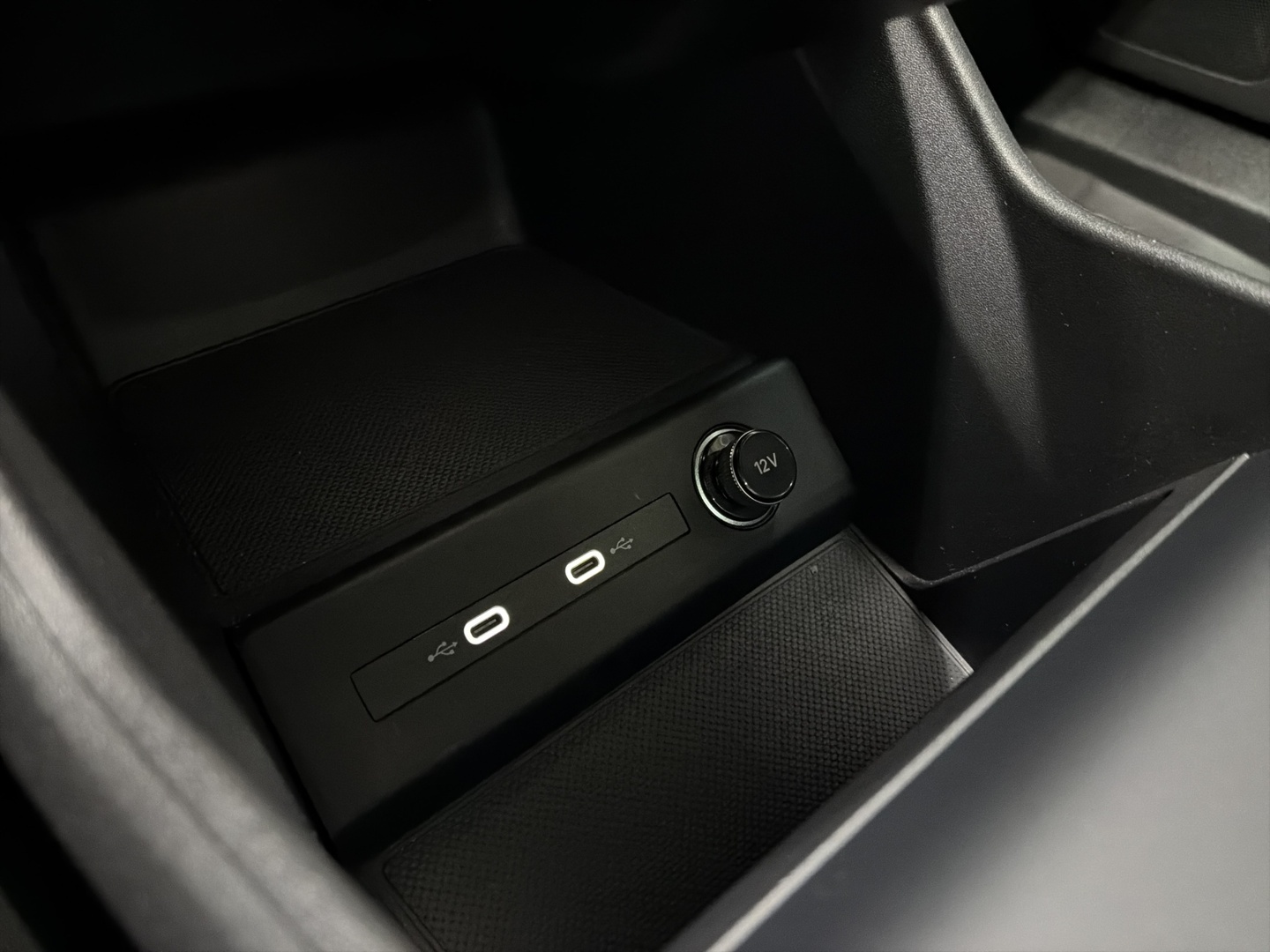 AUDI Q4 e-tron 2023