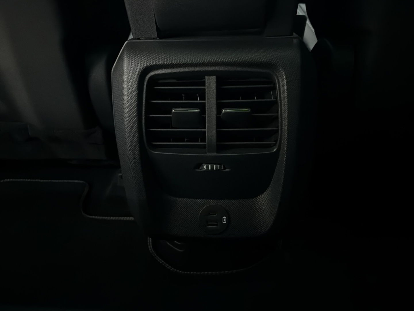 FORD Mustang Mach-E 2023
