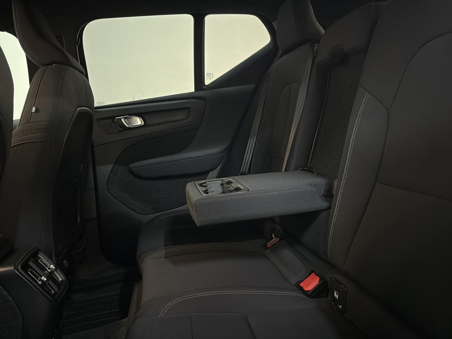 VOLVO XC40 2023