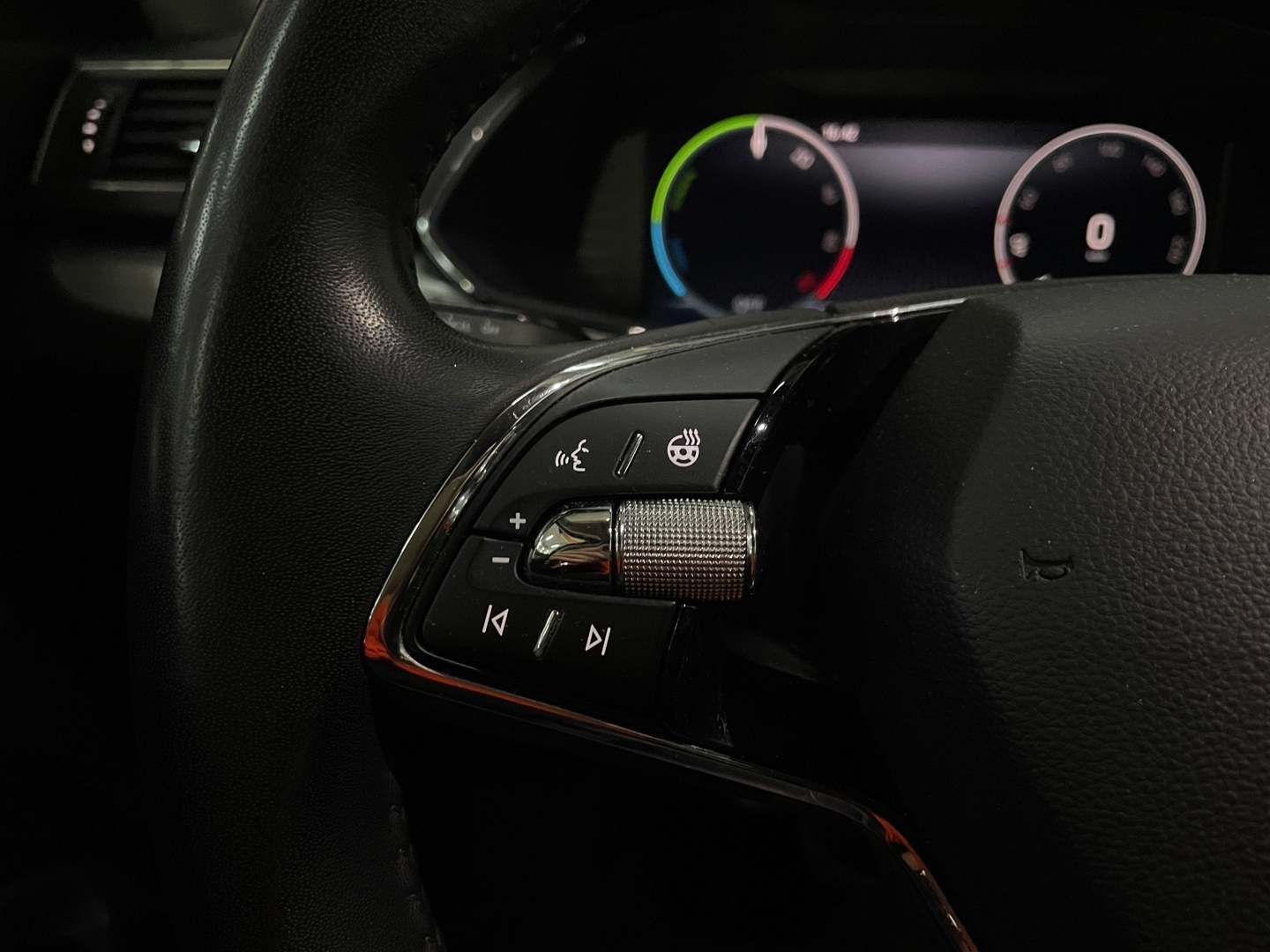 SKODA Superb 2023