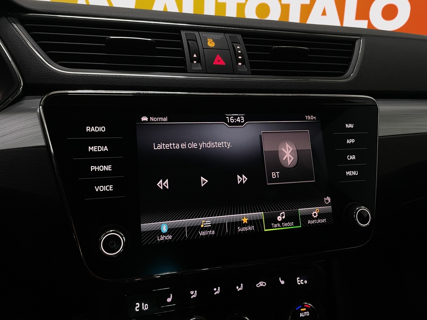 SKODA Superb 2023