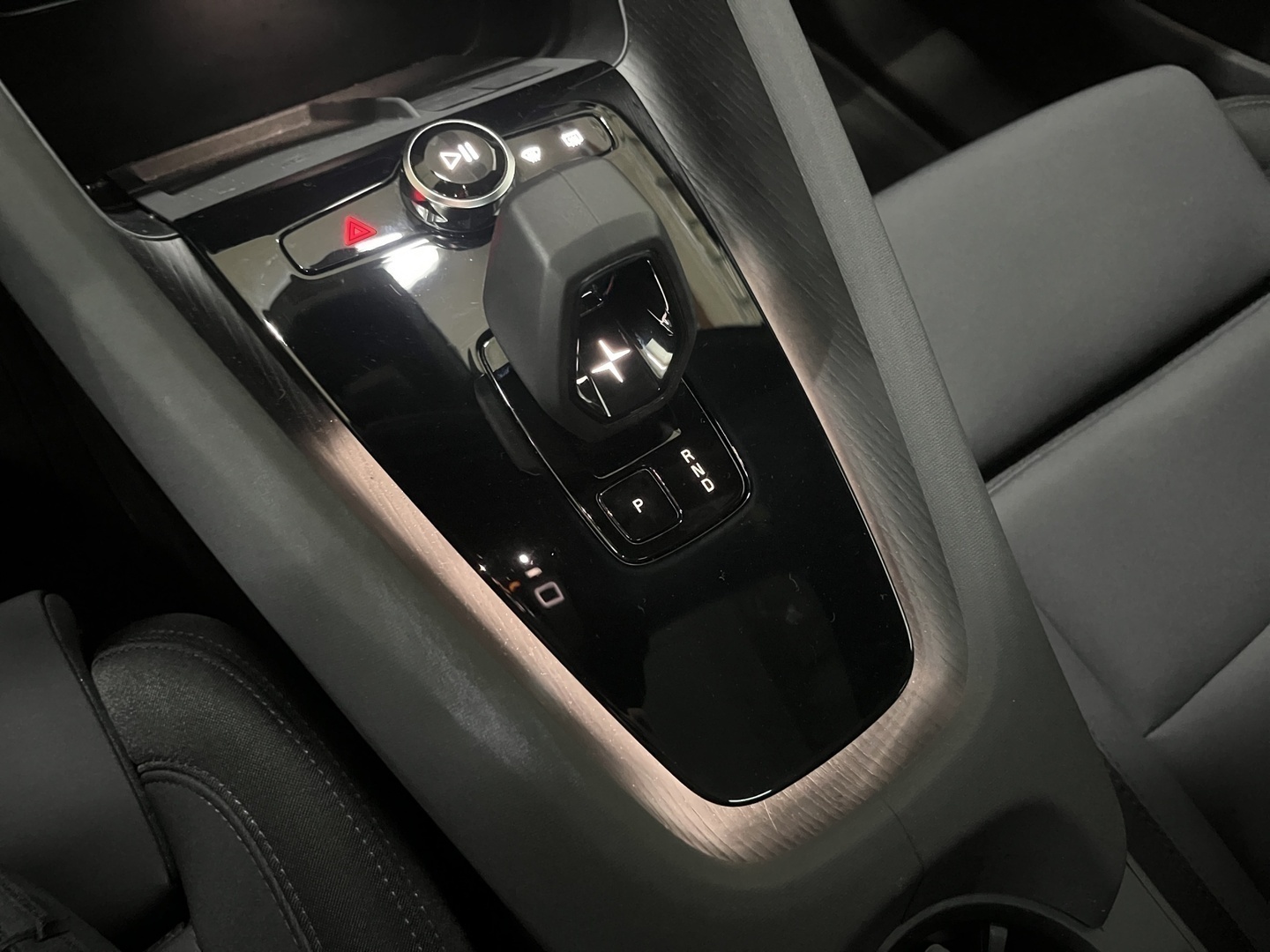POLESTAR 2 2024