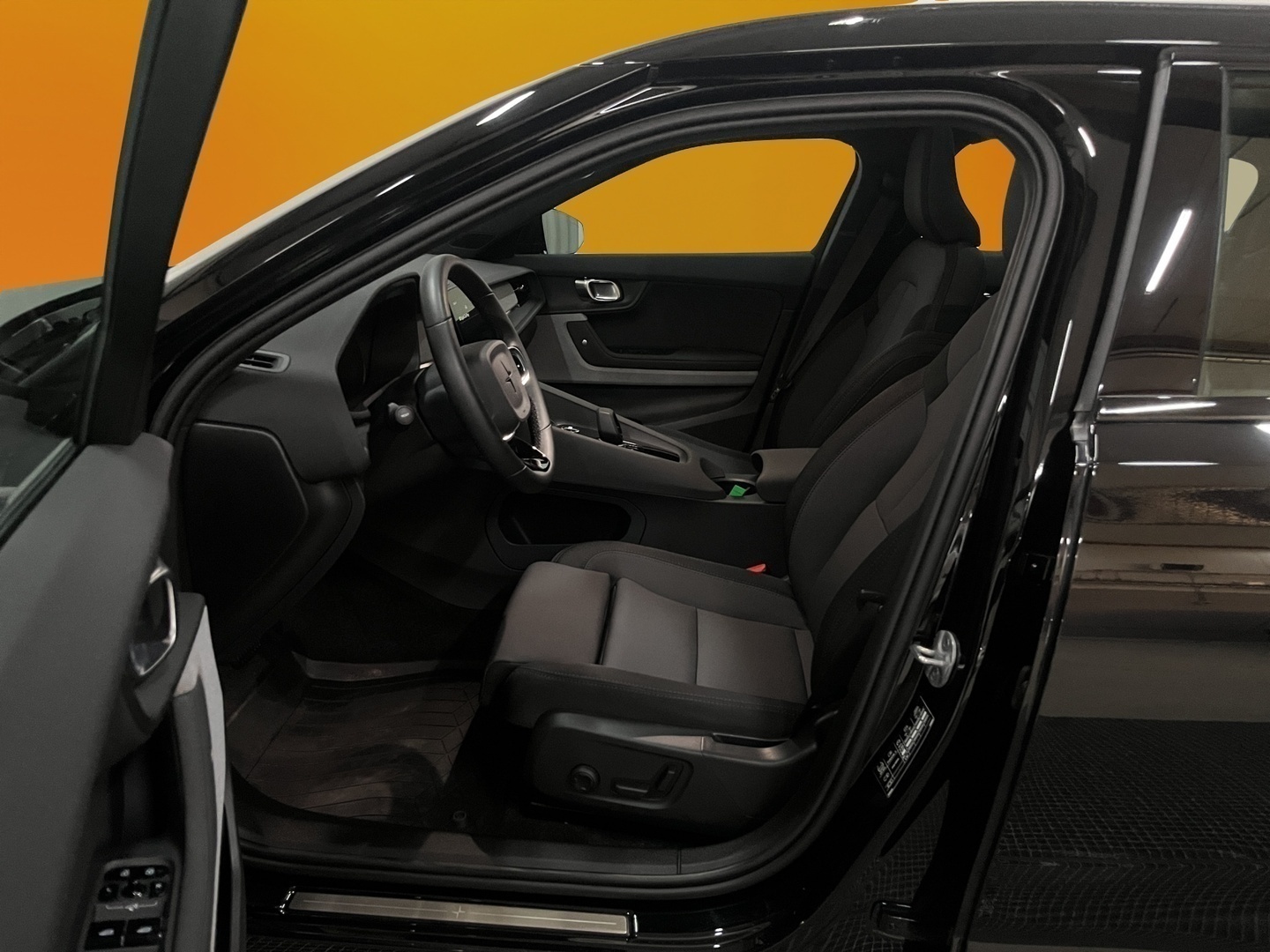 POLESTAR 2 2024