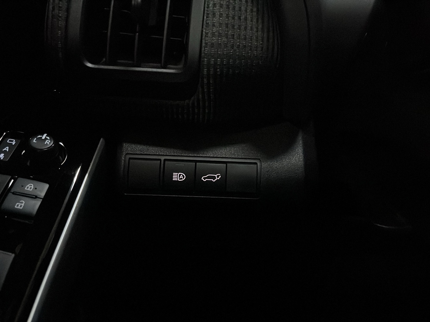 SUBARU Solterra 2023