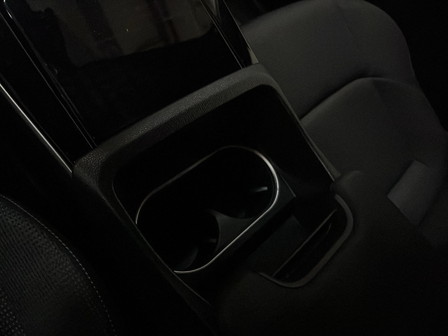 SUBARU Solterra 2023