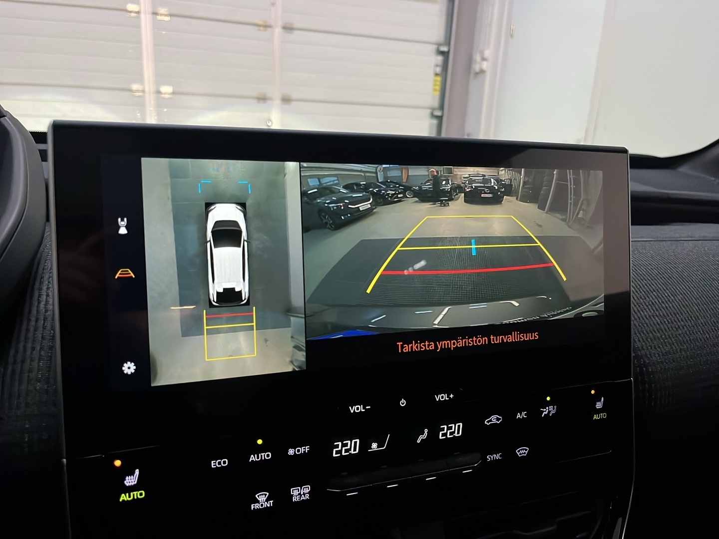 SUBARU Solterra 2023