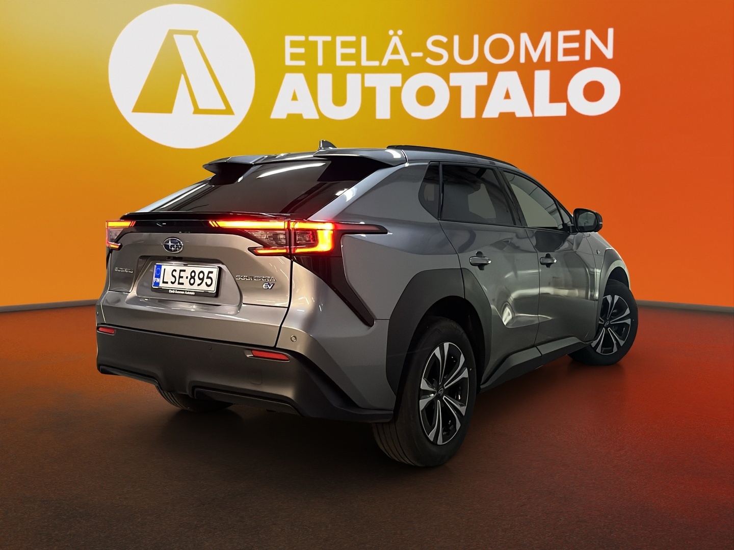 SUBARU Solterra 2023