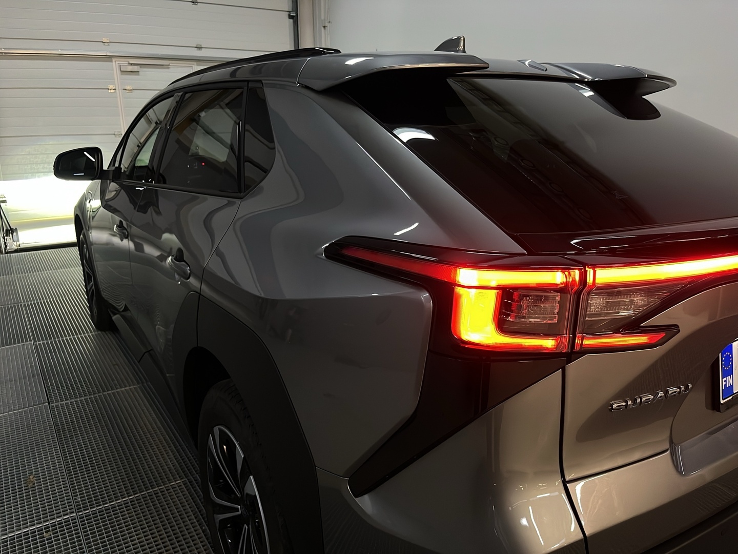 SUBARU Solterra 2023