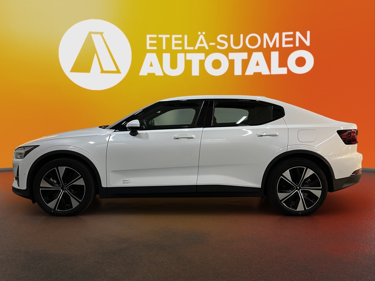 POLESTAR 2 2023