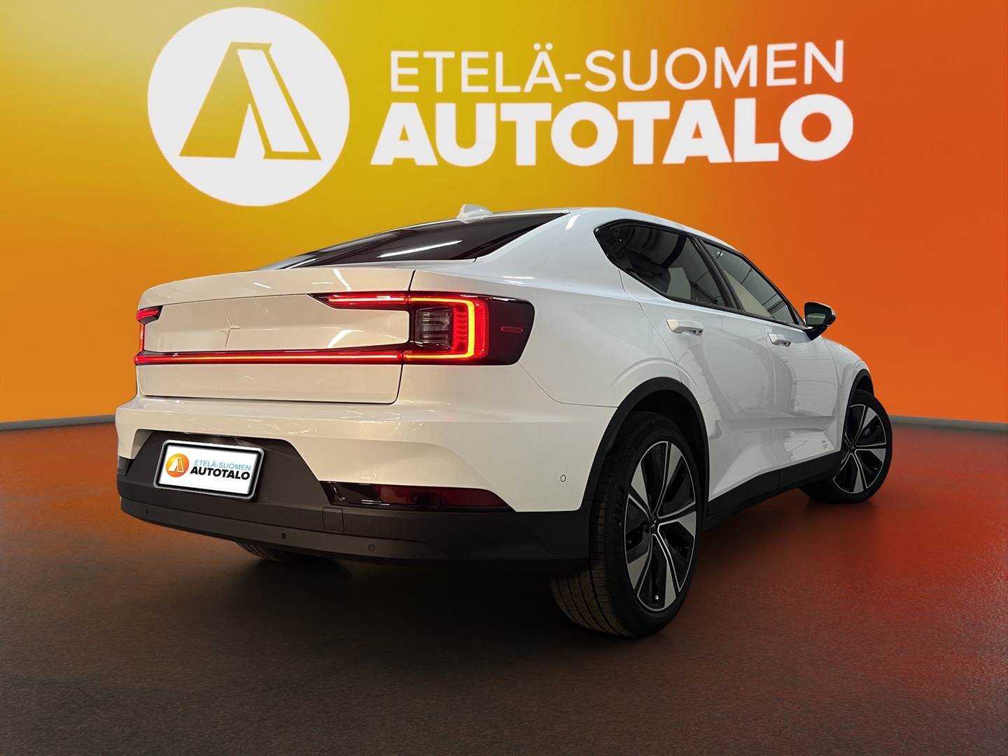 POLESTAR 2 2023