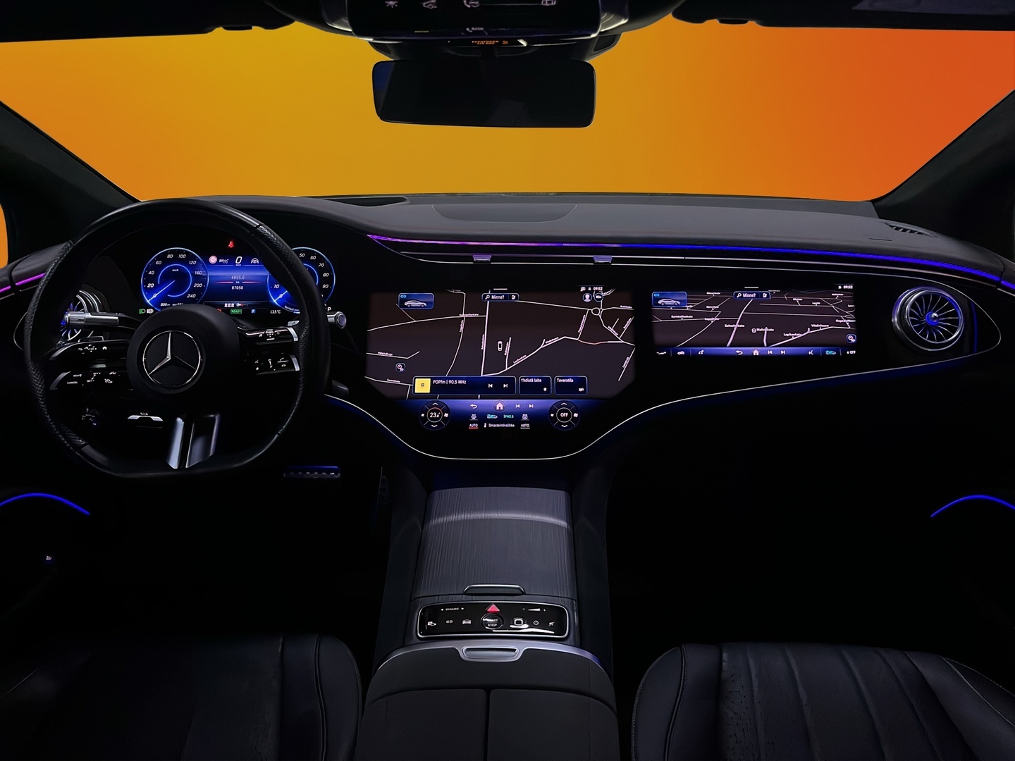 MERCEDES-BENZ EQS 2023