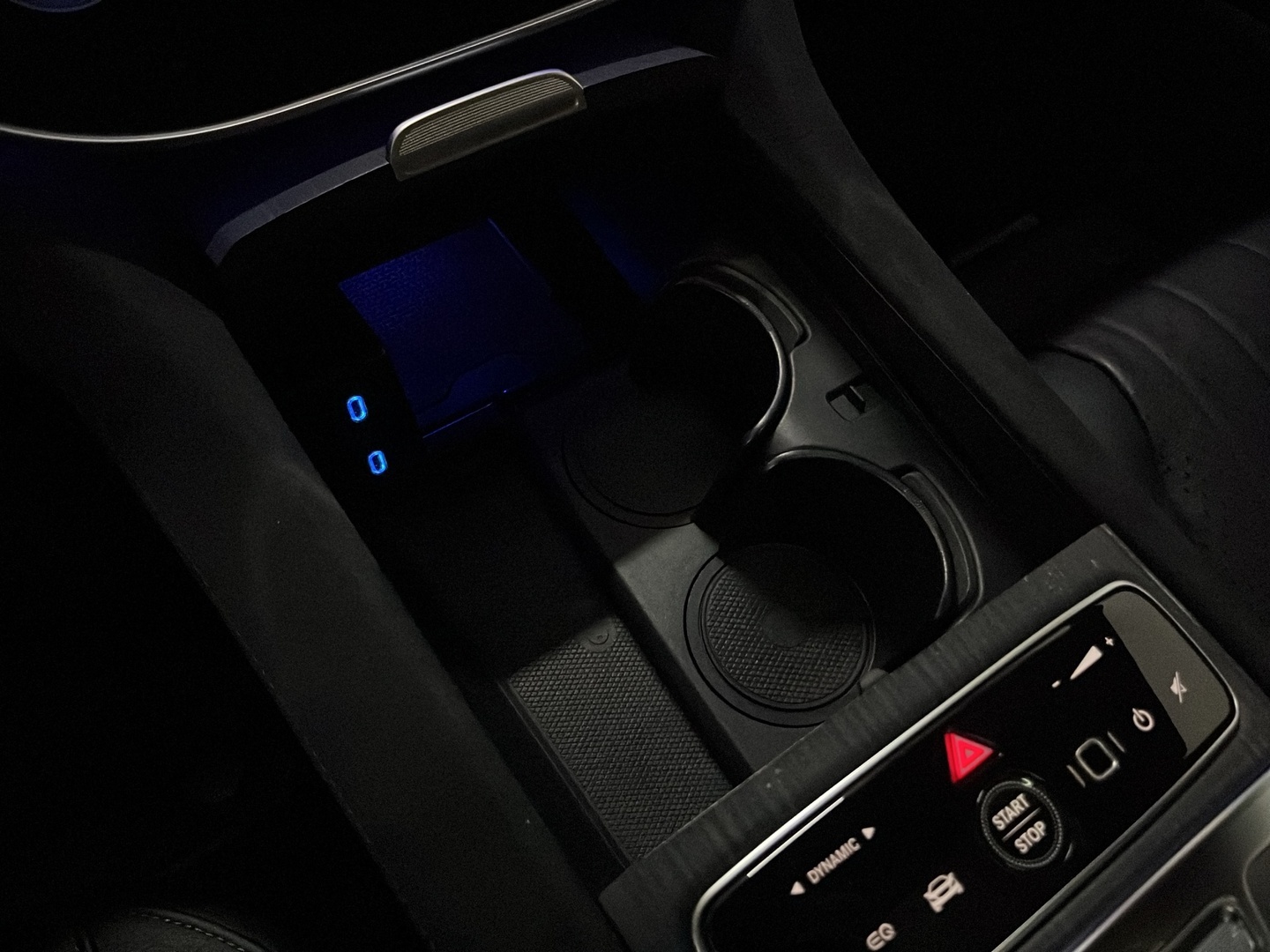 MERCEDES-BENZ EQS 2023