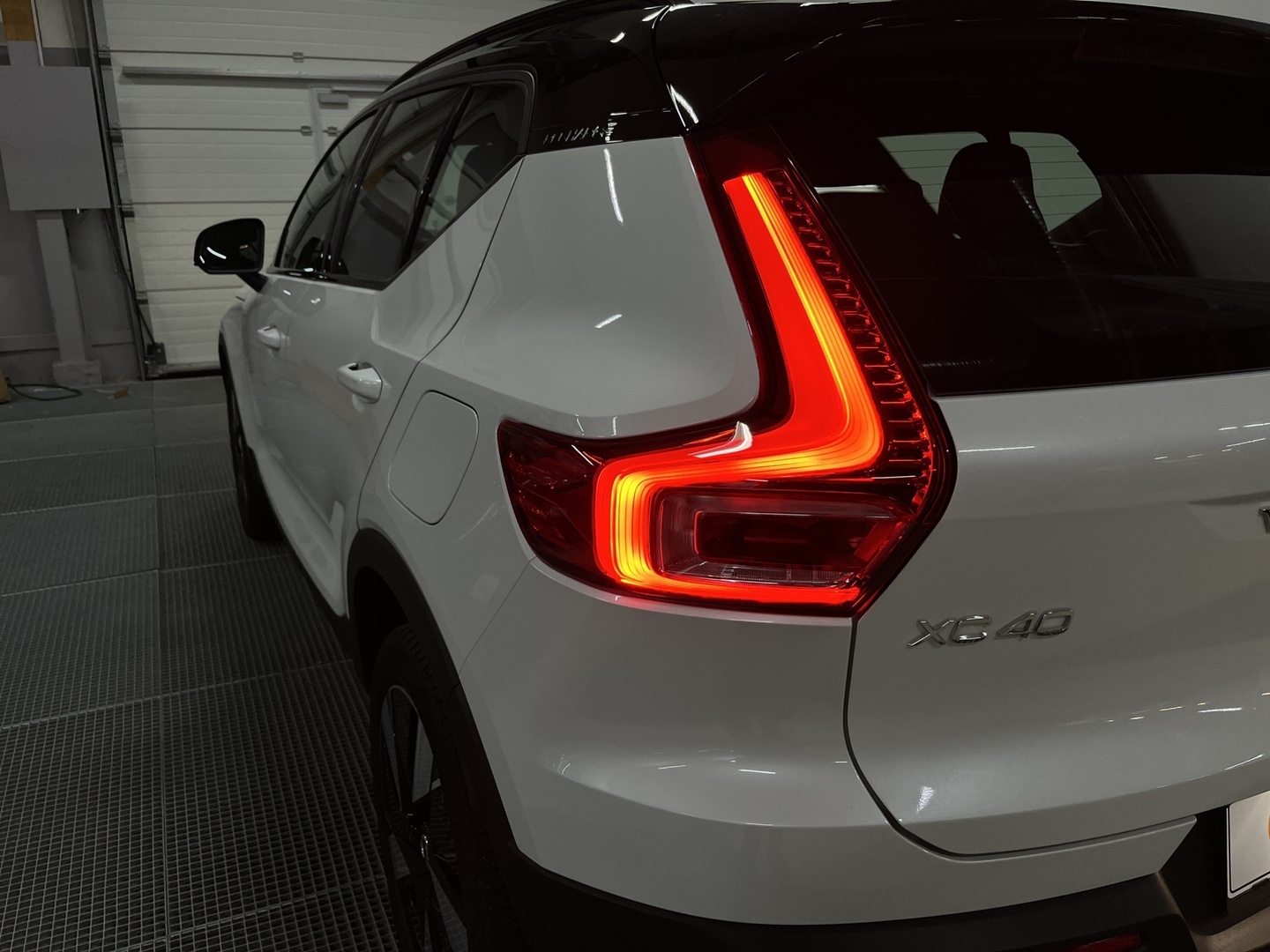 VOLVO XC40 2024