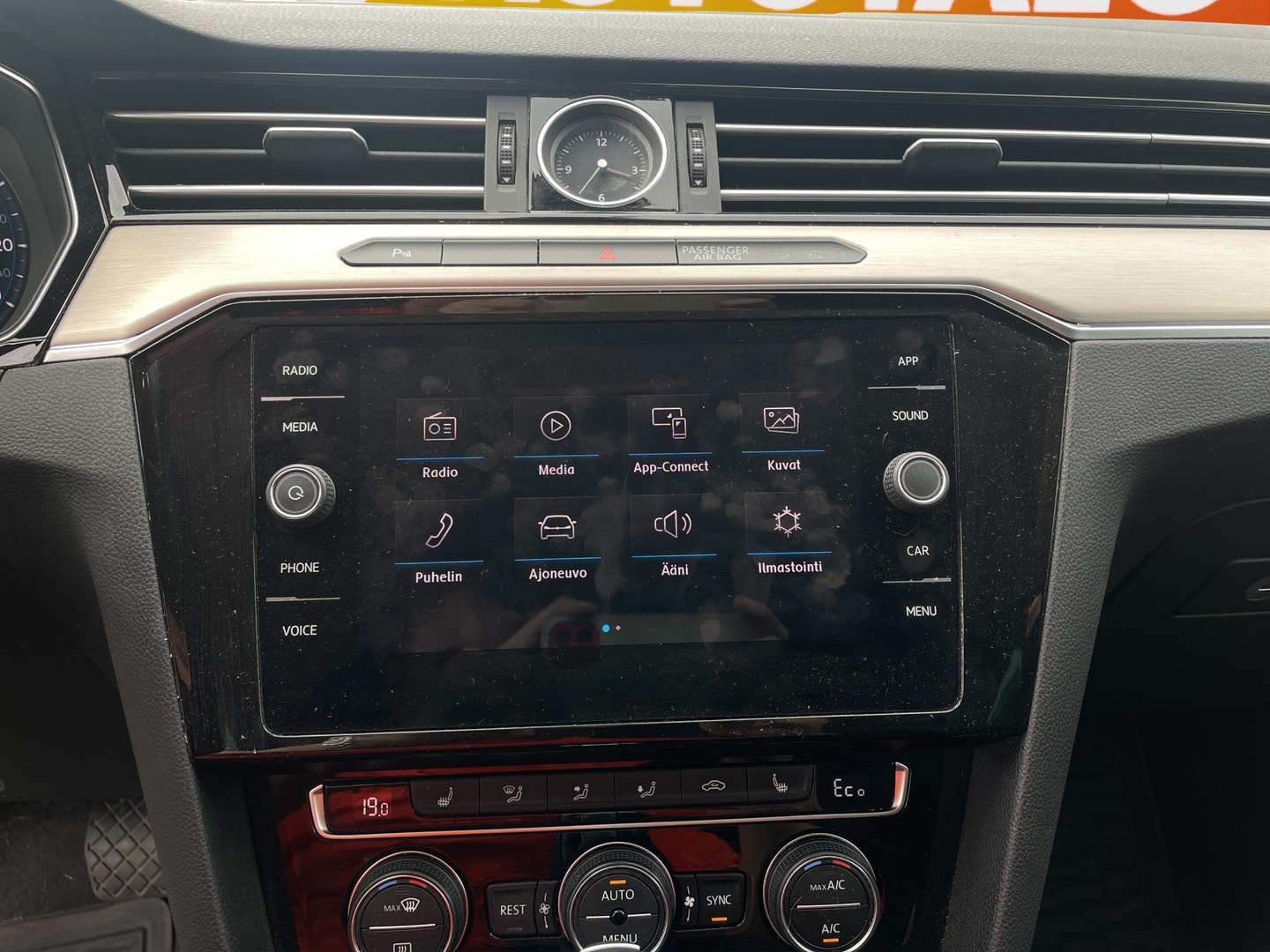 VOLKSWAGEN Passat 2018