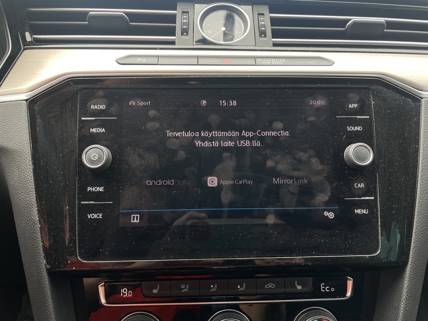 VOLKSWAGEN Passat 2018