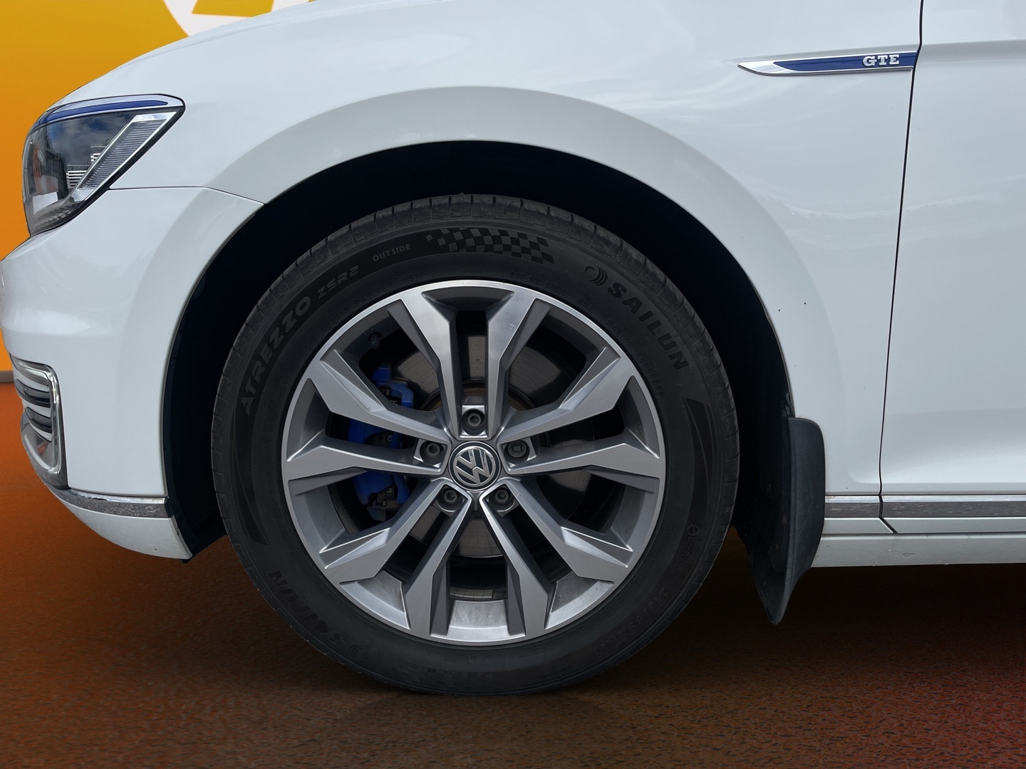 VOLKSWAGEN Passat 2018