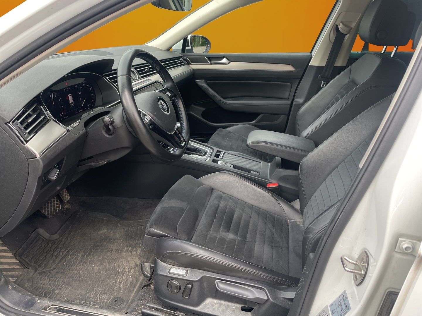 VOLKSWAGEN Passat 2018
