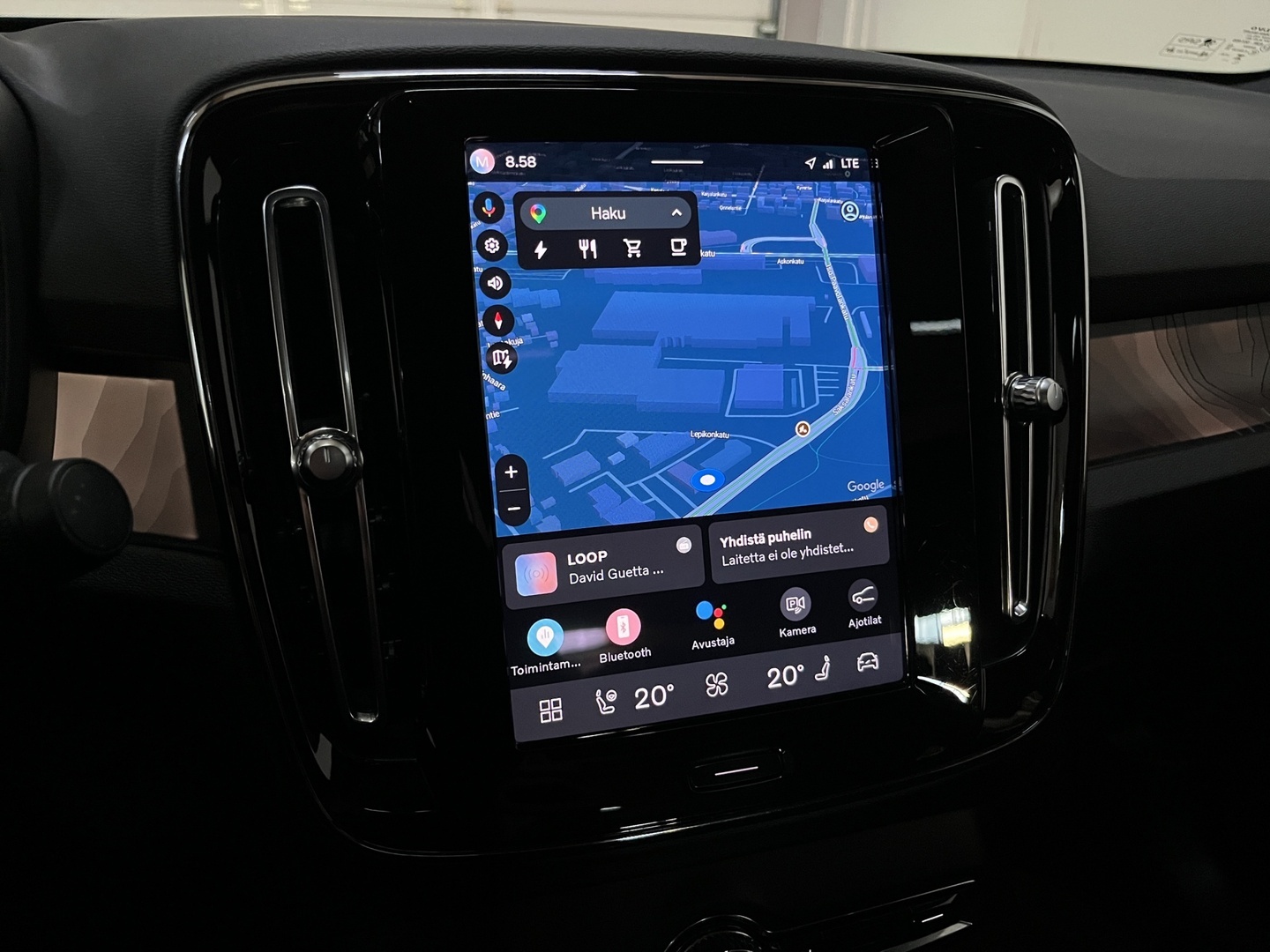 VOLVO C40 2023