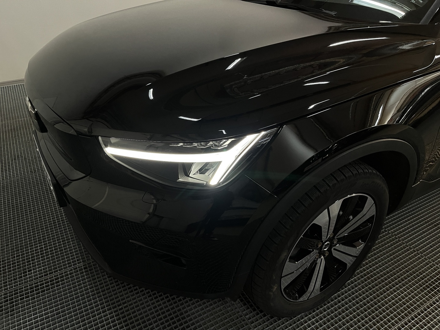 VOLVO C40 2023