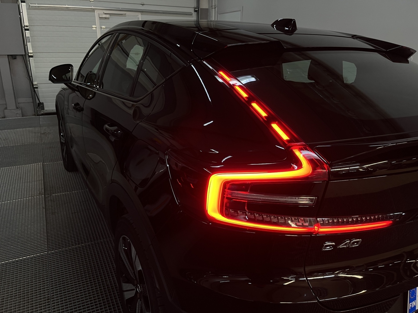 VOLVO C40 2023