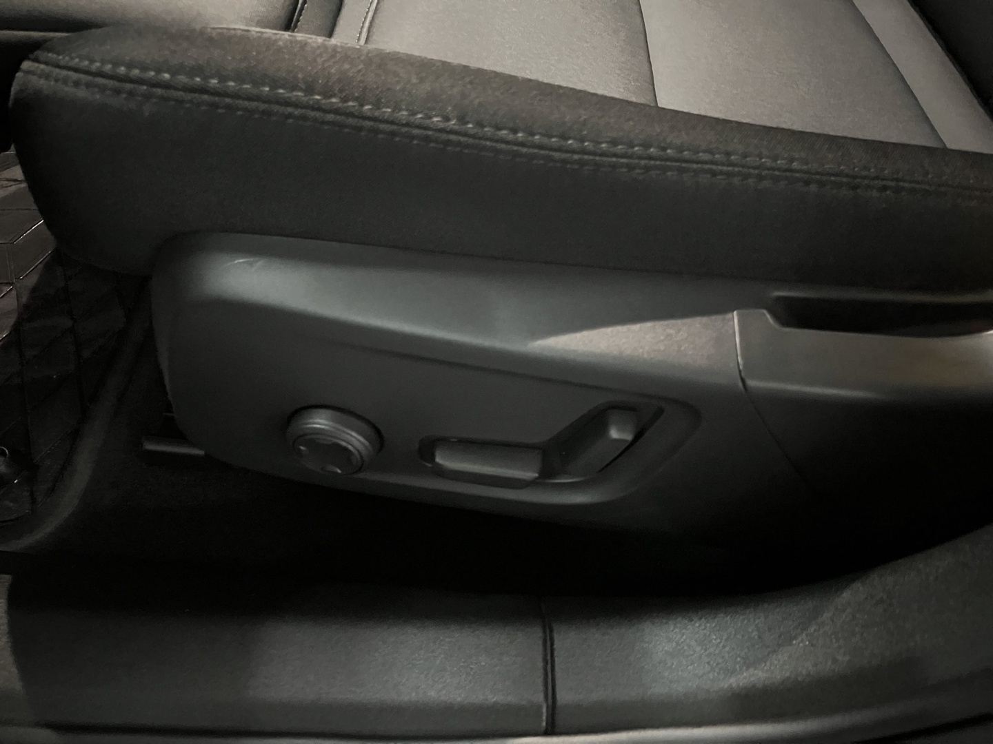 POLESTAR 2 24
