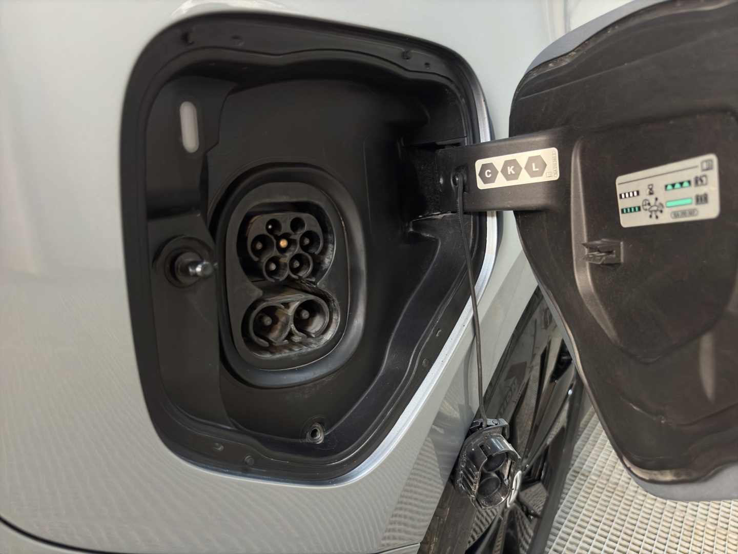 VOLKSWAGEN ID. Buzz 2023