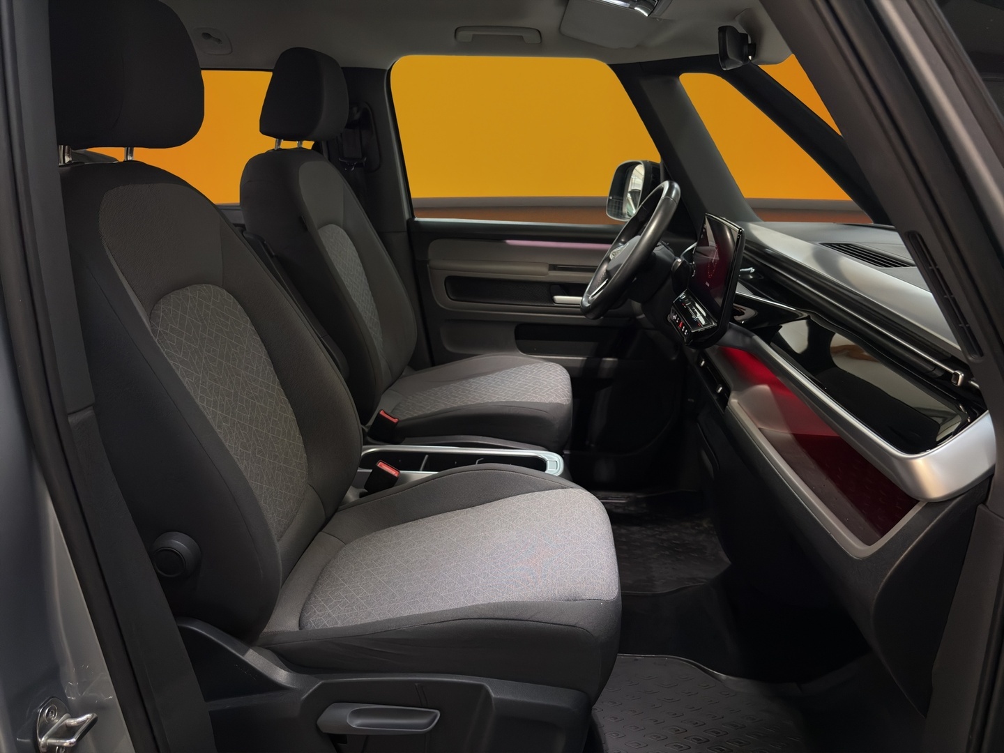 VOLKSWAGEN ID. Buzz 2023