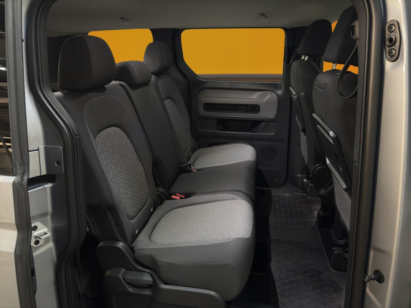 VOLKSWAGEN ID. Buzz 2023