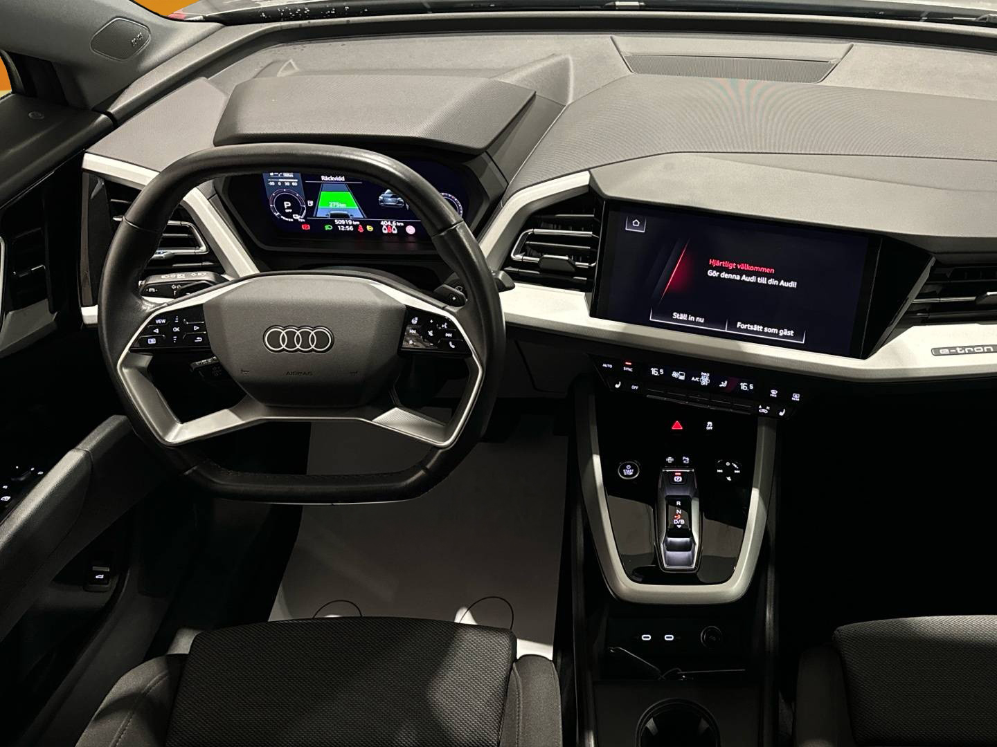 AUDI Q4 e-tron 2023
