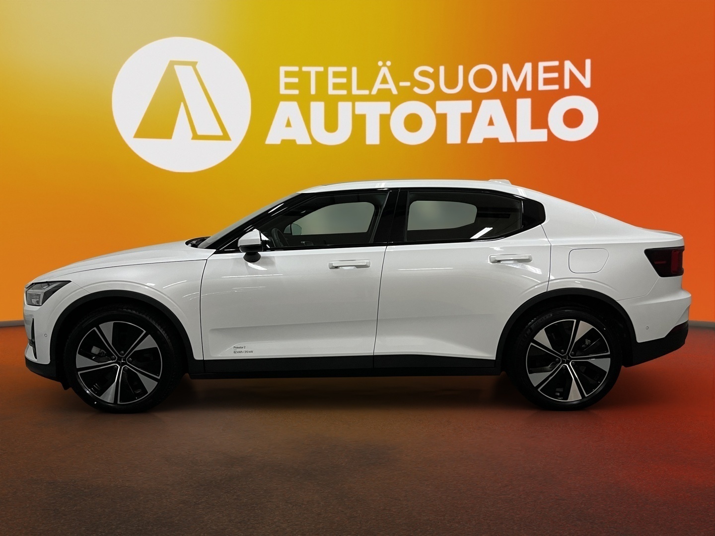 POLESTAR 2 2024